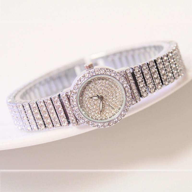 ساعة نسائية من ماركات فاخرة شه - مراجعة Jewelry Diamond Watches وسعره