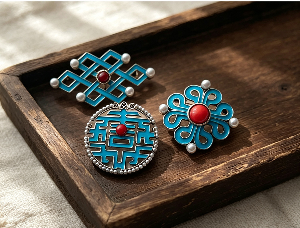 بروش زهور من التوباز الأزرق بت - مراجعة Vintage Brooch Pin وسعره