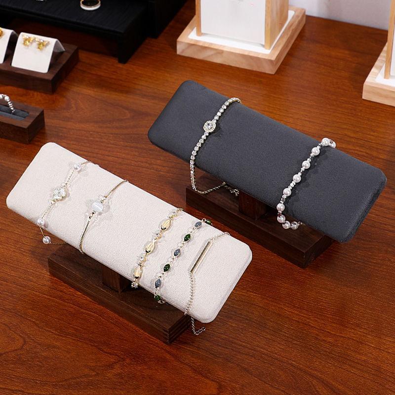 رف عرض مجوهرات من خشب الجوز ال - مراجعة Jewelry And Watches Exhibition وسعره