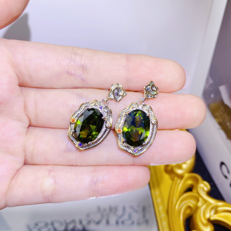 طقم قلادة وأقراط وخاتم وسوار ب - مراجعة Used Jewelry Watches وسعره